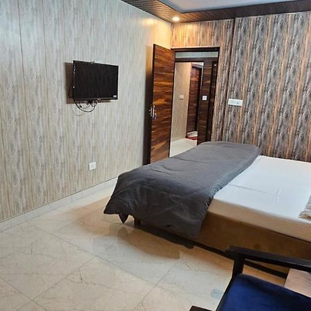 Hotel Mussoorie Gold Mary Εξωτερικό φωτογραφία